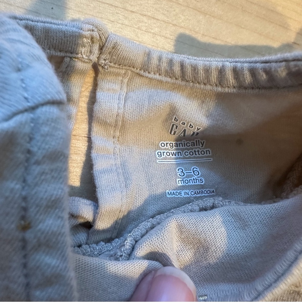 GAP Baby Matching Set - Picture 4 of 5